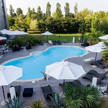 Amati Design 4* Τζόλα Πρεντόζα