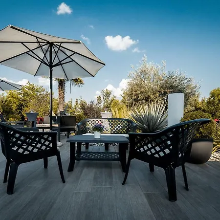 Amati' Design 4*
