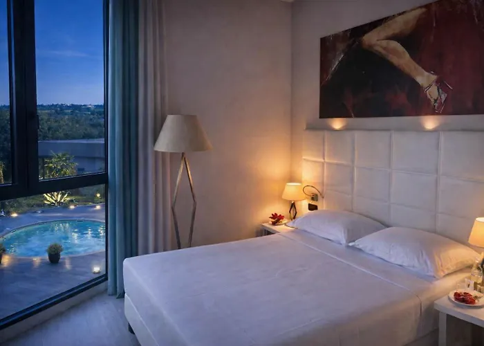 Amati Design Hotel 4*