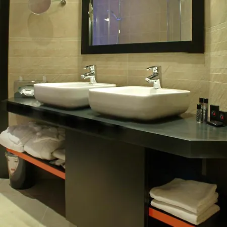 Otel Amati Design Zola Predosa