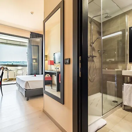 Amati Design Green Hotel 4* צולה פרדוסה
