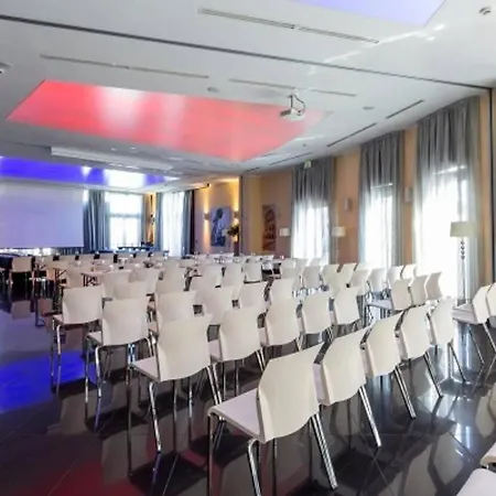 מלון Amati Design Green Hotel צולה פרדוסה