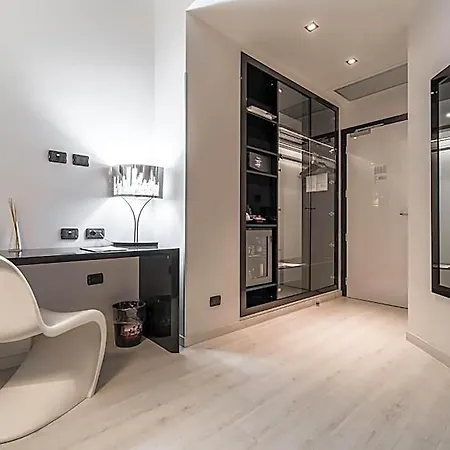 Otel Amati Design 4*
