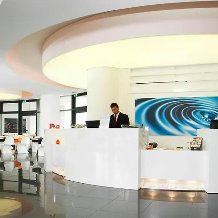 Otel Amati Design 4*